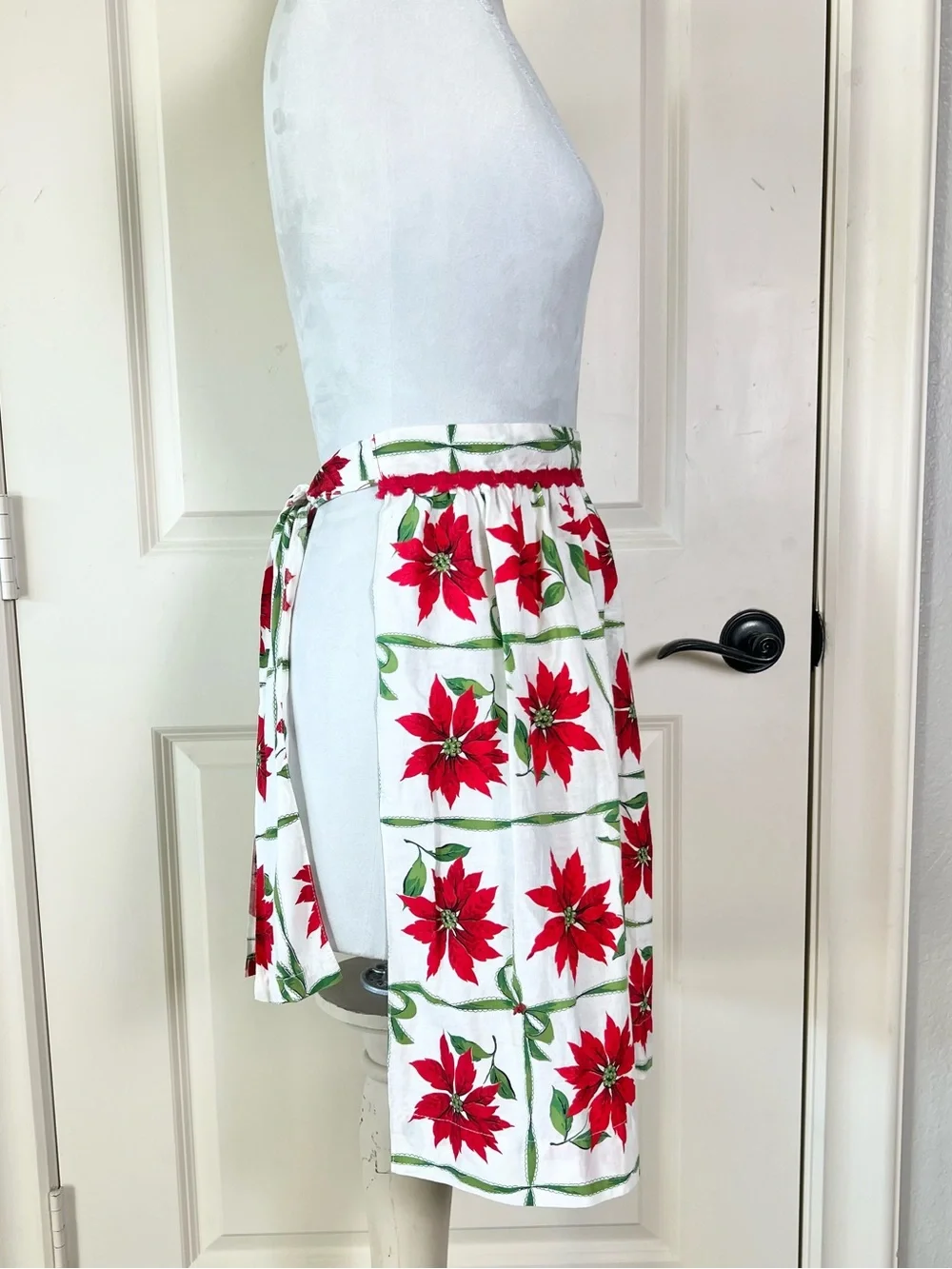 Vintage MCM Christmas Half Apron Red Poinsettia Kitschy Holiday Retro